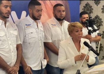 Miledys Cuevas anuncia formalmente aspiraciones a Diputada por el PRM