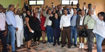 Colegio Locutores designa 14 subcoordinadores en distintas regiones del país