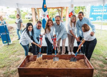 Alcaldía del DN y Banco Popular inician trabajos del parque El Pedregal 