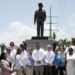 Ayuntamiento SDE dedica estatua monumental a Omar Torrijos en Paseo de la Historia