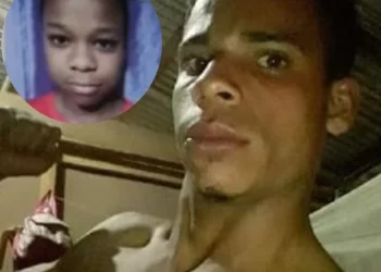 Mujer pide ayuda para hallar adolescente "secuestrada" por un hombre