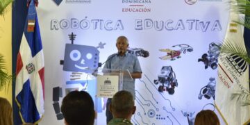 Educación inicia Campamento de Robótica Educativa donde participan más de 5 mil estudiantes