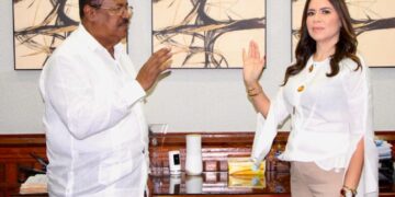 Director SRSM juramenta nueva titular del hospital Félix María Goico