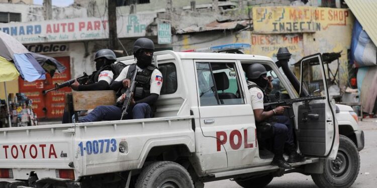 Kenia desplegará 1.000 policías en Haití para colaborar en la lucha contra las bandas armadas y “restablecer la normalidad”