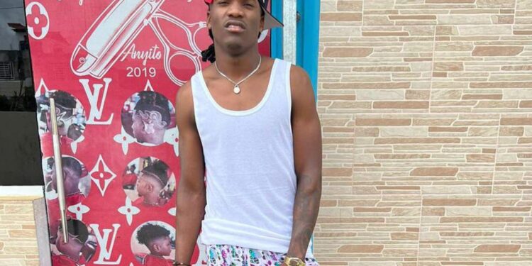 Doce meses a tiktoker acusado violar adolescente y ponerla en autobús