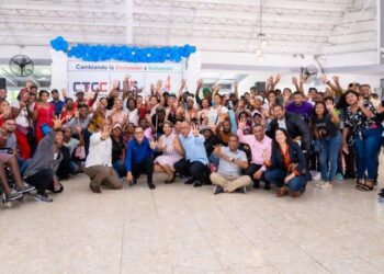 Juramentan Movimiento por la Inclusión de la Discapacidad