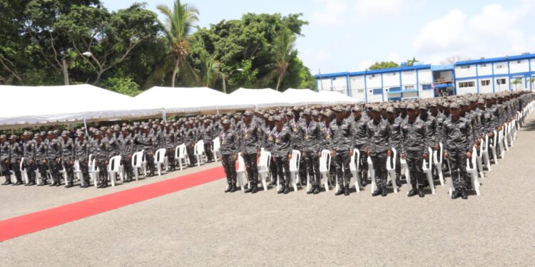 Policía Nacional gradúa 903 nuevos agentes que serán integrados a reforzar la seguridad