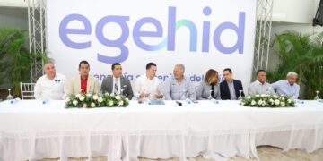 Conductores de EGEHID son capacitados en seguridad vial por la escuela del Intrant