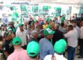Aspirantes de la Fuerza de Pueblo acuden a formalizar inscripción desde tempranas horas