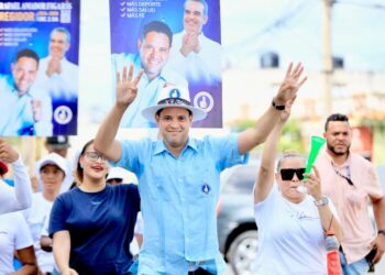 Amador Figaris agradece respaldo masivo de la gente en caravanas de este fin de semana