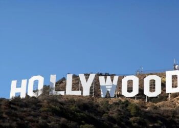 El famoso letrero de Hollywood cumple 100 años como símbolo de una ciudad y una industria