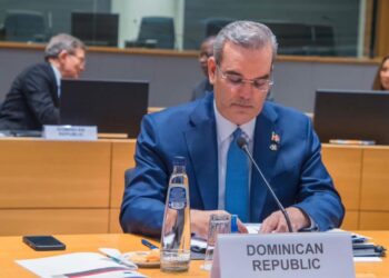 Presidente Abinader inicia jornada en Bruselas con reunión entre líderes europeos y del Caribe