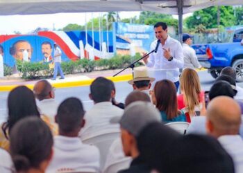 Inauguran "Paseo de los Colores" en La Romana
