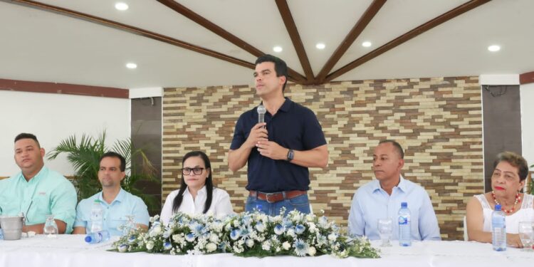 Arnaud afirma Abinader ganará elecciones en primera vuelta con un 60 %