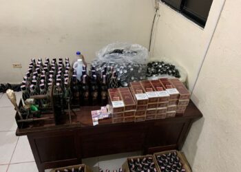 PN ocupa bebidas presuntamente adulteradas y cigarrillos de procedencia ilegal