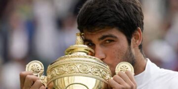 Carlos Alcaraz gana Wimbledon tras vencer a Novac Djokovic