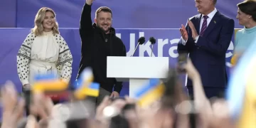 La OTAN prepara más apoyo a Ucrania contra Rusia, pero no su ingreso en la alianza