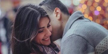 6 de julio: Día Internacional del Beso Robado