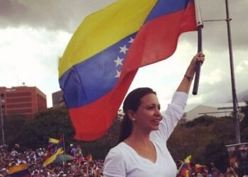 La UE dice que la inhabilitación de Corina Machado "socava" la democracia en Venezuela