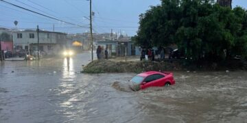 Impactantes imágenes del paso tormenta tropical Hilary por México y California