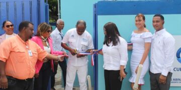 Enadom y CORAABO inauguran el primer acueducto en la comunidad La Malena, Boca Chica