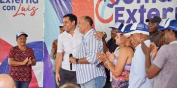 Roberto Ángel y Luis René posicionan la Unidad Externa con Luis en Hermanas Mirabal