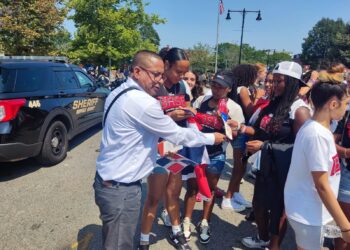 ONDA participa con éxito en actividades conmemorativas al Desfile Dominicano en Boston