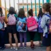 Autoridades de Nueva York multarán a las escuelas que impidan el acceso de niños migrantes