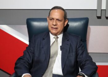 Guzmán Fermín pide renuncia Chu Vásquez y director de la PN por fracaso seguridad ciudadana