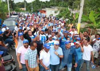Fredy Fernández encabeza multitudinario mano a mano en Salcedo