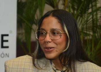 Tokischa llega por primera vez a Ecuador y así le reciben sus fans y la prensa