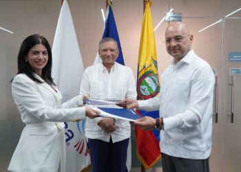 Refidomsa suscribe acuerdo de cooperación energética con Petroecuador