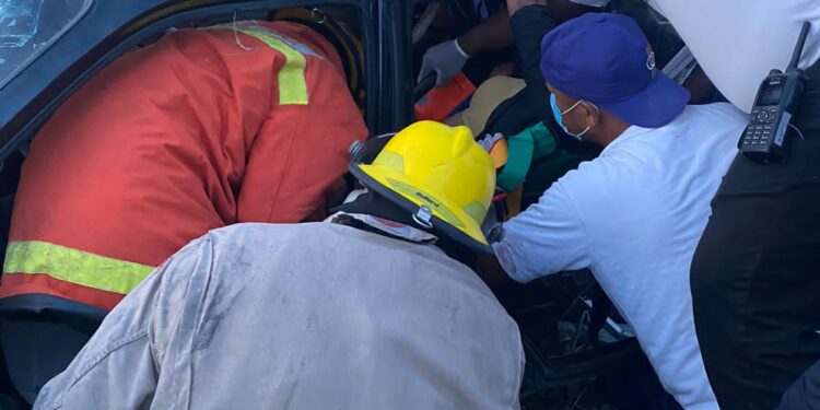Fallece una de las mujeres involucradas en accidente de tránsito en la Av. Máximo Gómez