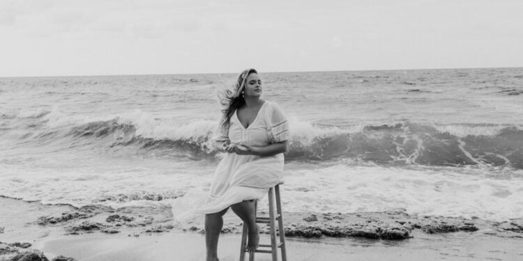 Dariann González conquista con sencillo “Volando”