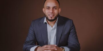 Aspirante a la Diputación de Ultramar por FP en Europa, desmiente a diputada PRM Lily Florentino