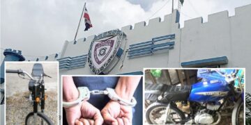 PN apresa antisocial por asalto a mano armada en Neiba, y recupera dos motocicletas en Barahona