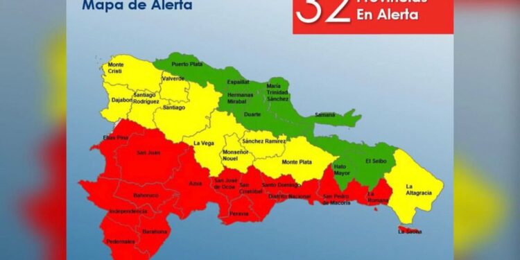 COE coloca 14 provincias en alerta roja por tormenta tropical Franklin