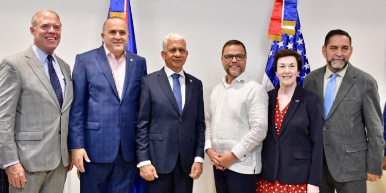 Senados RD y NY fortalecen cooperación a favor de la diáspora dominicana
