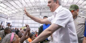 Gobierno inaugurará 14 obras y entregará nuevos apartamentos este fin de semana en seis provincias