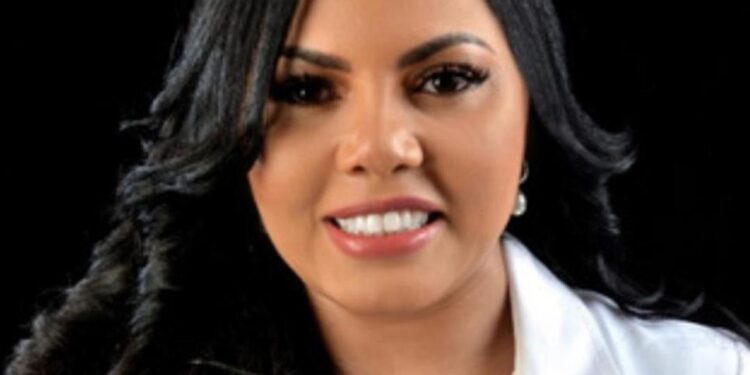 Diputada dominicana al PARLACEN somete iniciativa que busca crear Farmacia Verde en países del SICA