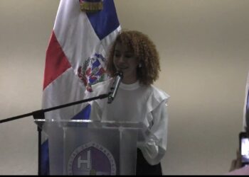 Escuela de Comunicación UASD reconoce a profesores jubilados