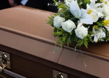 Trasladan cuerpo de Villavicencio a un tanatorio de Quito para ser velado