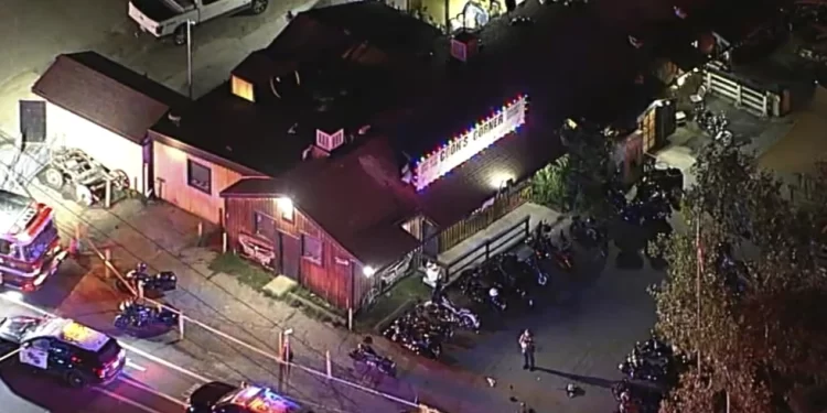 Tiroteo en bar de motociclistas de California deja 4 muertos, informan las autoridades