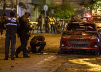Aumenta el clima de violencia en Ecuador: Varias explosiones sacuden Quito por un coche bomba