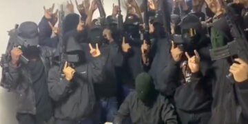 «Los Lobos», la banda que se atribuye el asesinato de Fernando Villavicencio