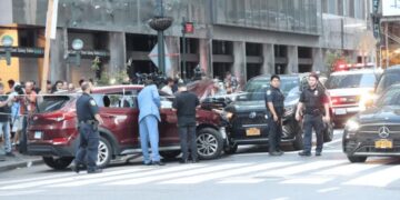 Persecución policial deja múltiples heridos en Manhattan