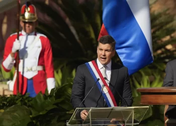 Peña asume la Presidencia dispuesto a consensuar y convertir a Paraguay en protagonista