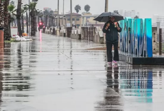 Vientos y tronadas de la tormenta Franklin podrían provocar caída de ramas en Puerto Rico