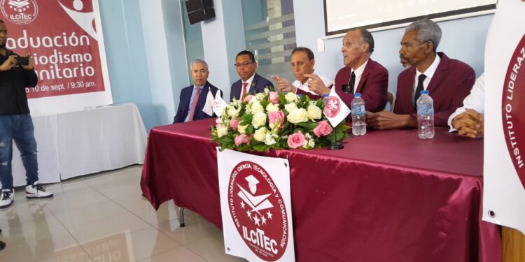 ILCITEC celebra graduación de periodistas comunitarios