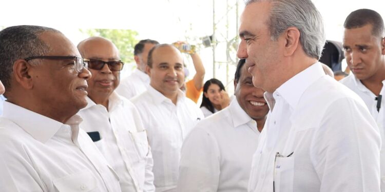 Venancio Alcántara llama a perremeistas a votar masivamente por Luís Abinader y en civismo este domingo